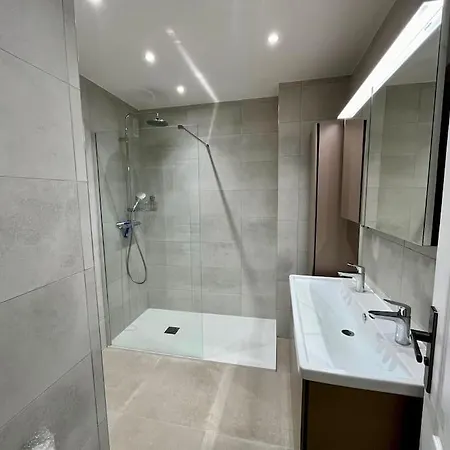 Viva Riviera Large 3 Bedrooms With Balcony