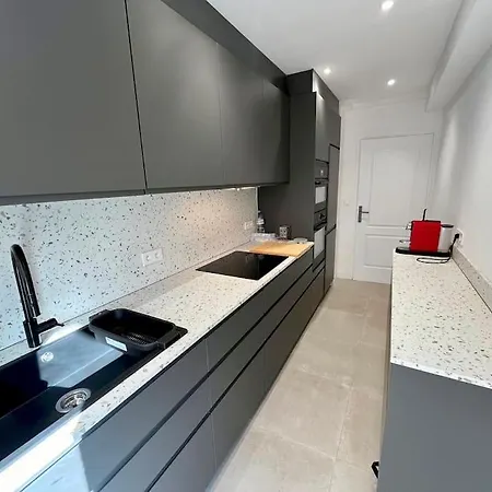 Viva Riviera Large 3 Bedrooms With Balcony Apartmán