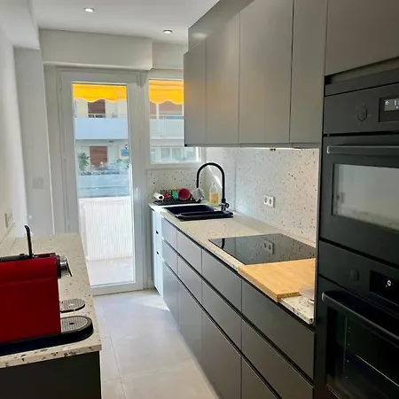 Apartmán Viva Riviera Large 3 Bedrooms With Balcony