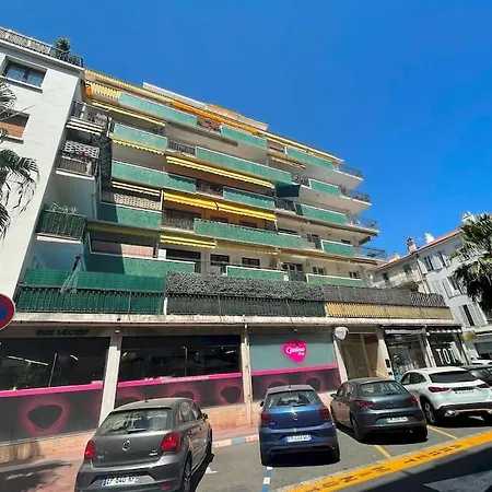 Viva Riviera Large 3 Bedrooms With Balcony